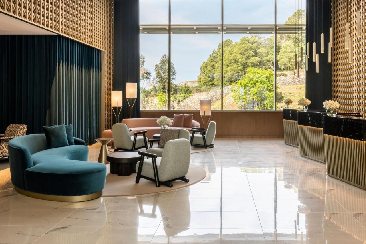 Renaissance Porto Lapa Hotel Exterior foto The lobby of the hotel